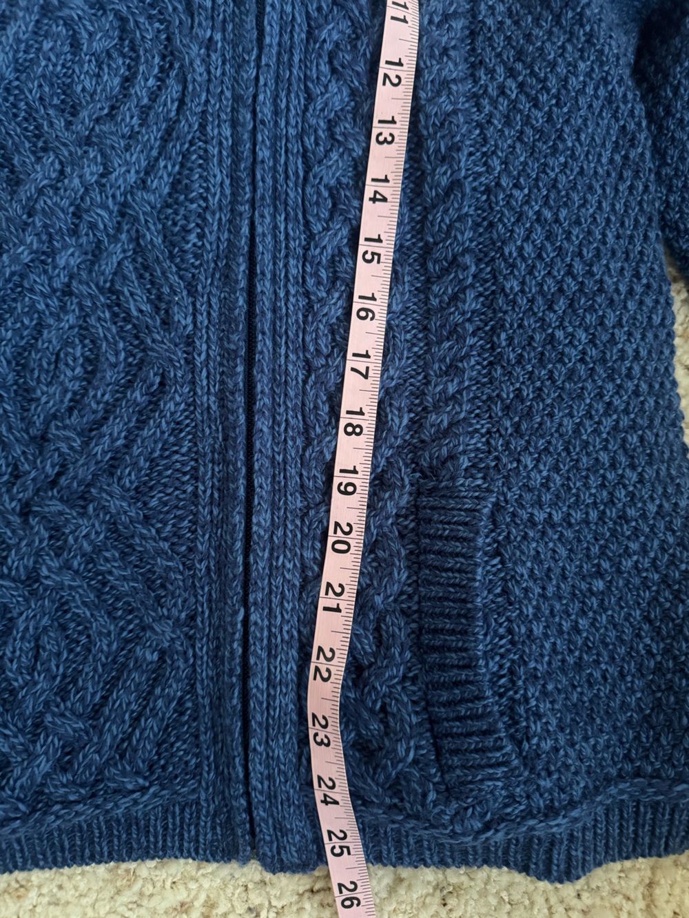 Aran Crafts Ireland 100% Merino Wool Size XL Cable Knit Cardigan Sweater Blue - Picture 9 of 10